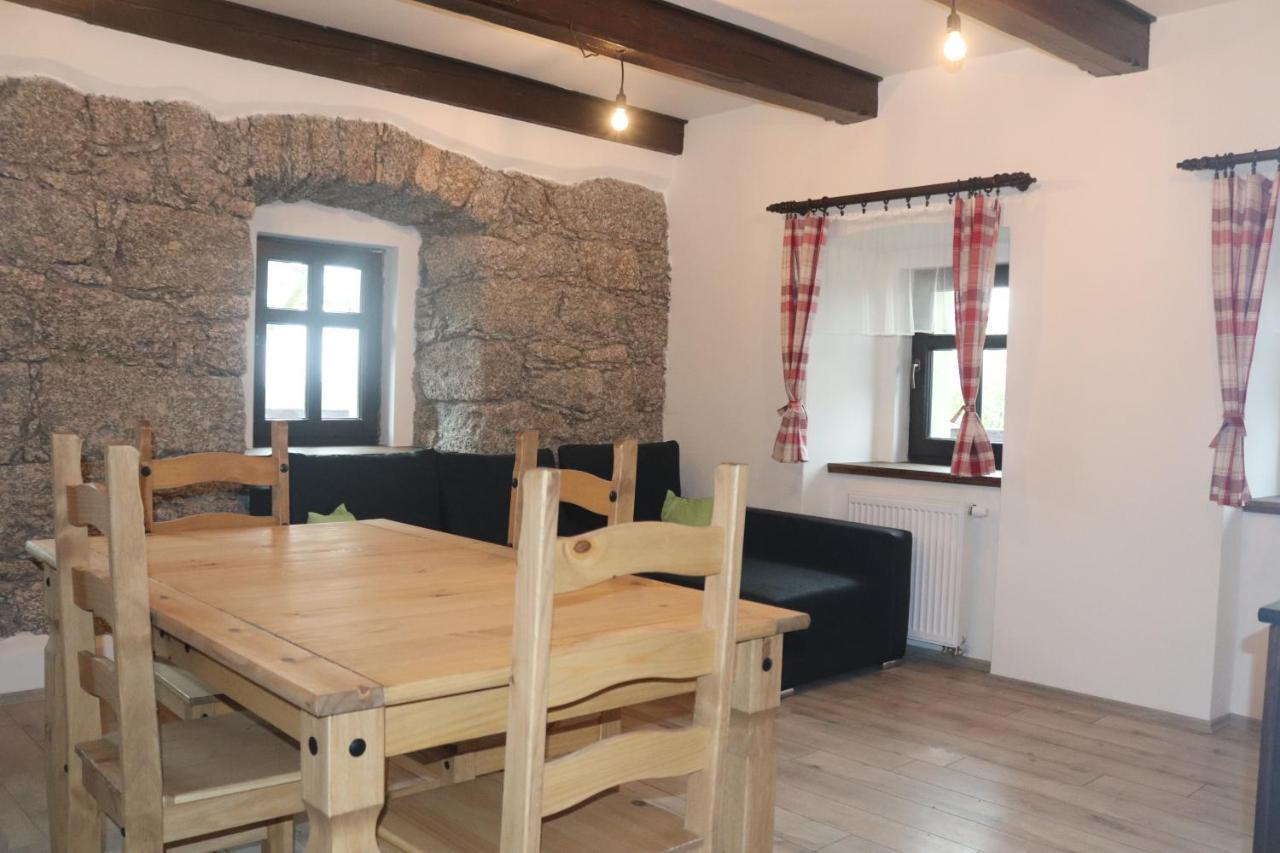 Apartmany Kynast Albrechtice v Jizerskych horach Luaran gambar