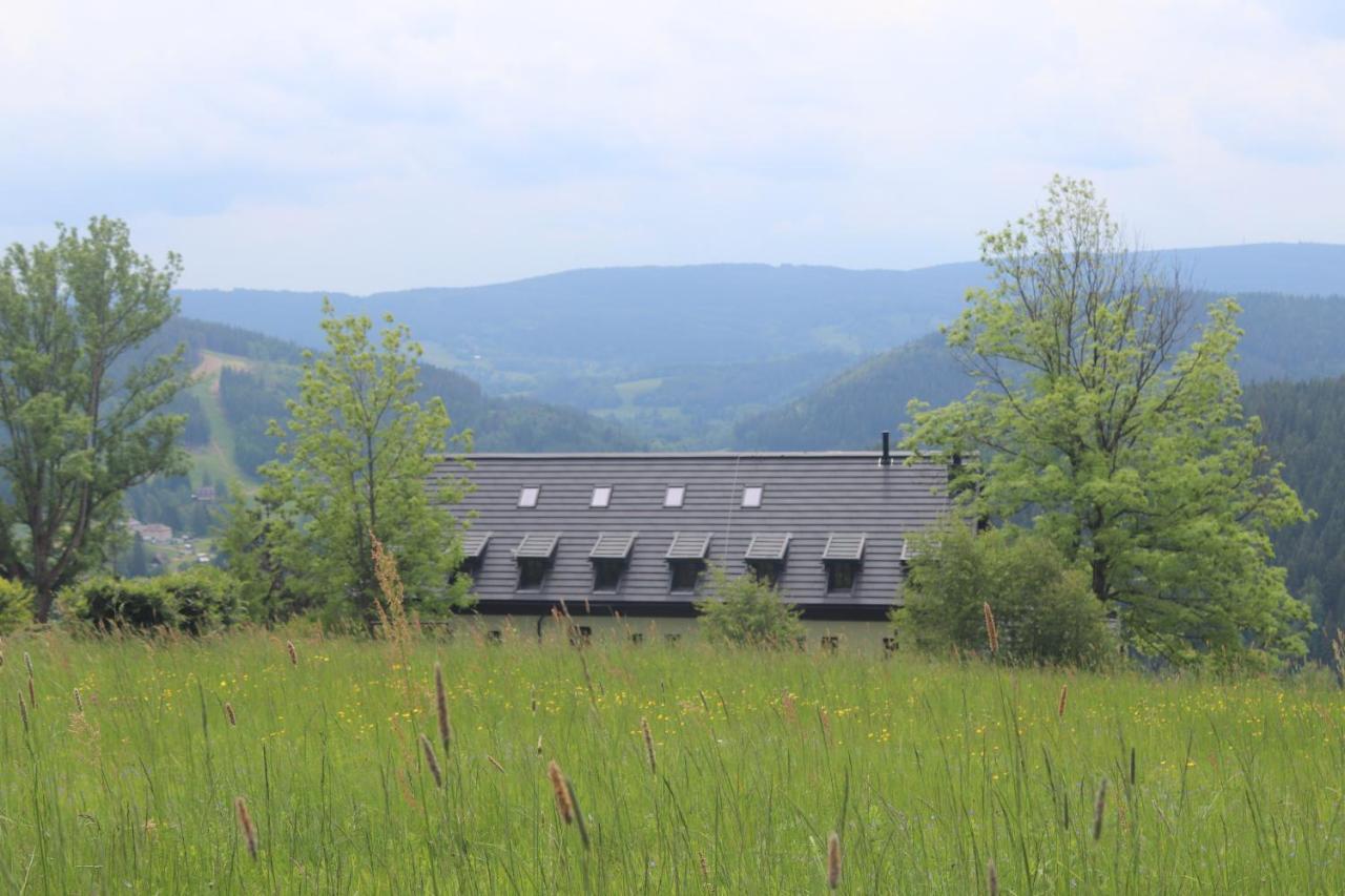 Apartmany Kynast Albrechtice v Jizerskych horach Luaran gambar